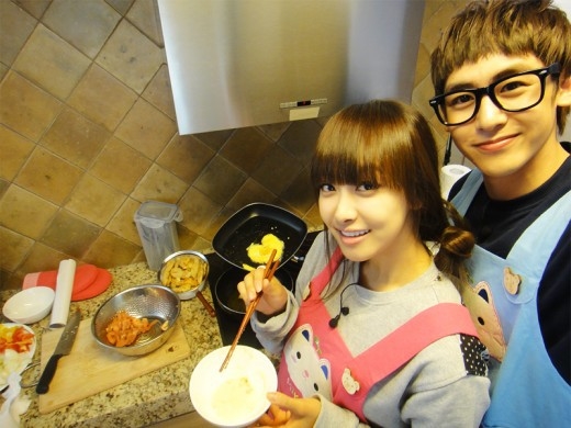 Fan tiếc hùi hụi vì các couple vợ chồng này lũ lượt chìm thuyền