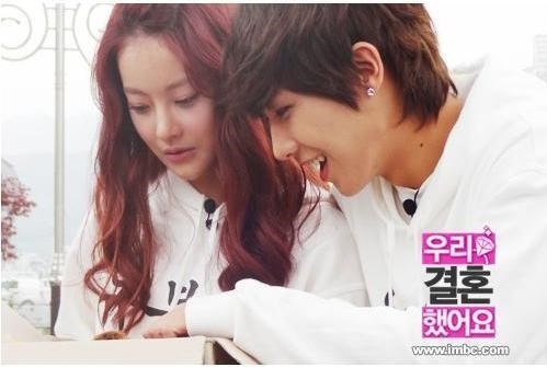 Fan tiếc hùi hụi vì các couple vợ chồng này lũ lượt chìm thuyền