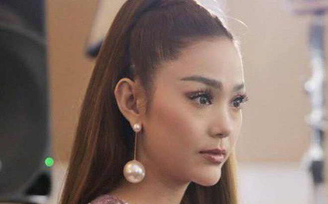 Hinh anh “phan chu” cua kỳ duyen va loat sao Vie khi phu nhan tham my