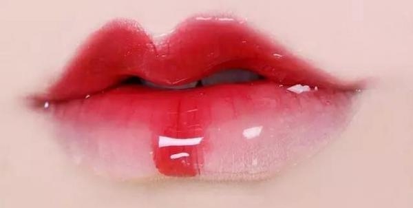 Kiểu môi xí muội của các phi tần trong phim Diên Hi Công Lược