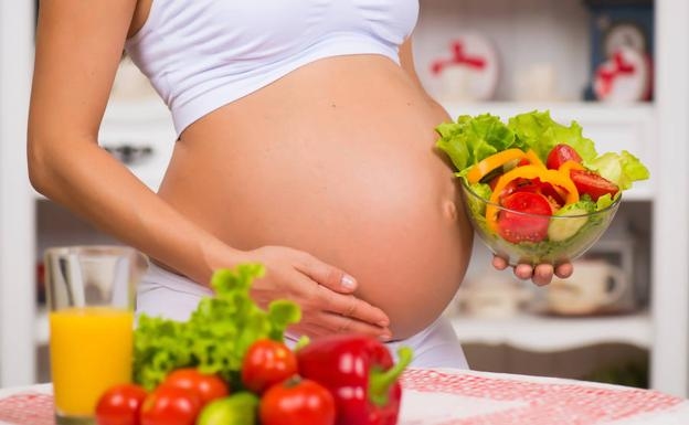 Làm thế nào để giảm ốm nghén khi mang thai?