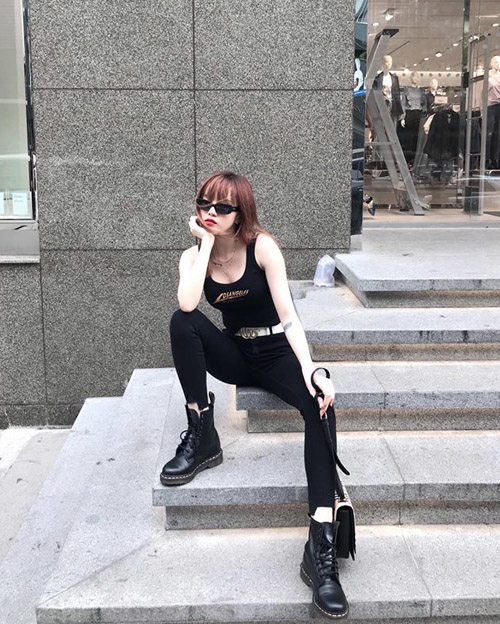 Ảnh hot sao Việt: NS Lê Bình xúc động khi gặp Mai Phương