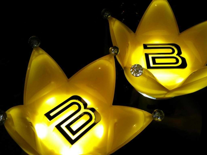 Lightstick nhóm nhạc Kpop nào đẹp nhất và khó hiểu nhất
