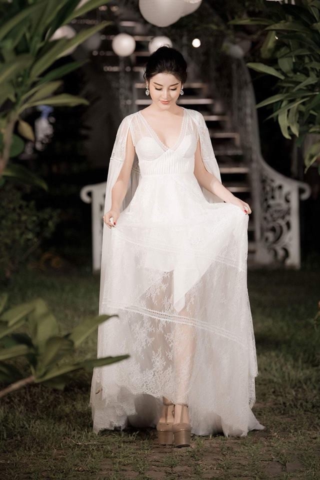 Loạt người đẹp vướng nghi vấn sắp lên xe hoa