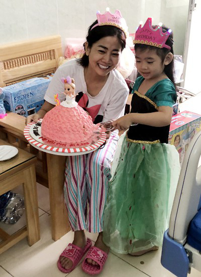 Bạn thân Mai Phương lần đầu nói về bệnh tình của nữ diễn viên