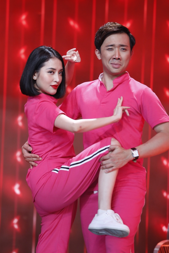 Muôn kiểu phản ứng của sao Việt khi gặp lại tình cũ
