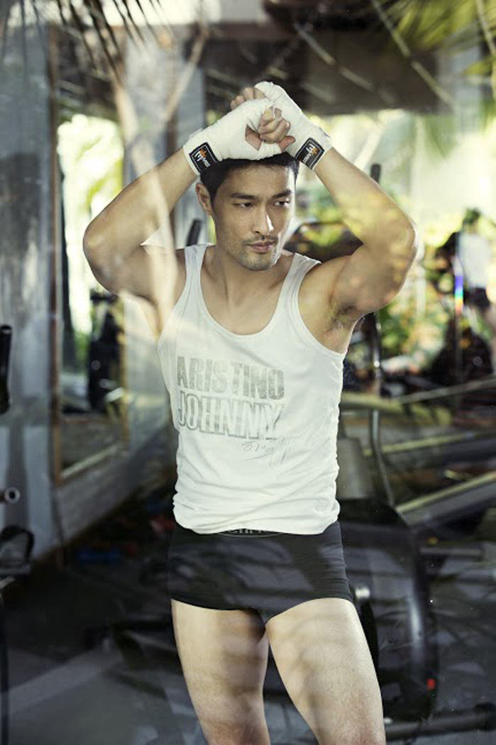 Mỹ nam thế hệ mới vẫn phải chào thua body của dàn sao nam Việt U50 này