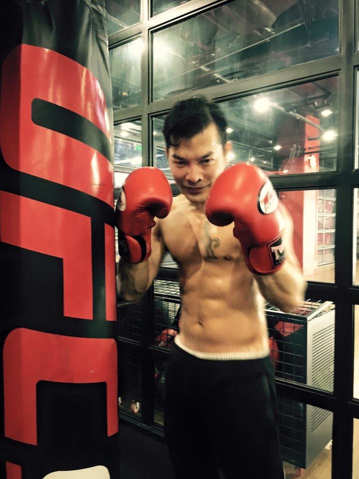Mỹ nam thế hệ mới vẫn phải chào thua body của dàn sao nam Việt U50 này