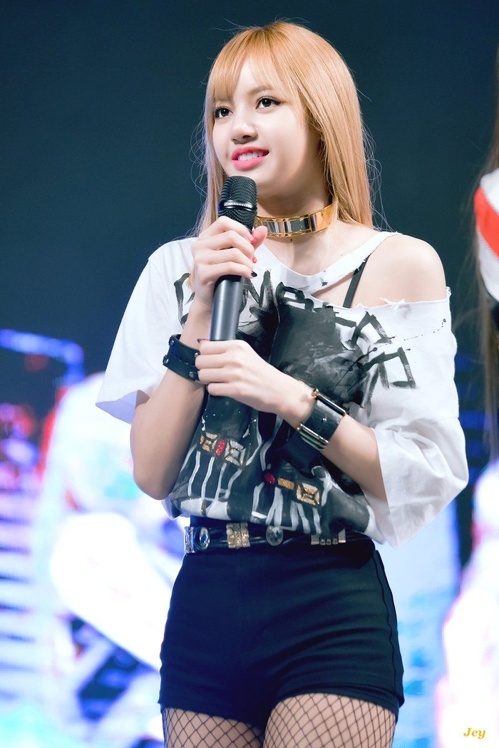 Ngắm dàn idol ngoại quốc này mới thấy Kpop có sức hút lớn cỡ nào