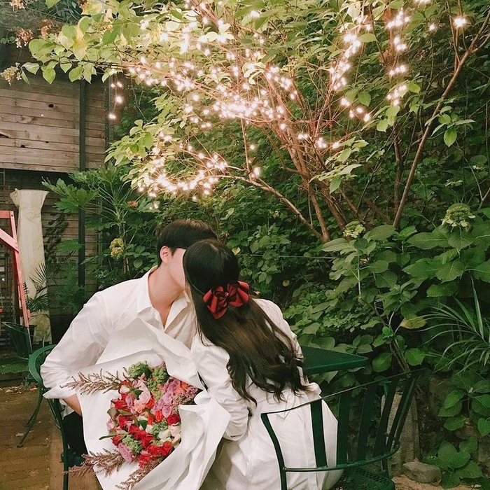 Người đàn ông luôn sẵn sàng dành cho bạn 3 thứ này thì sẽ rất yêu bạn