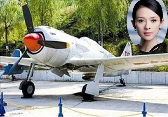 Người nổi tiếng so độ giàu có bằng phi cơ riêng hạng sang