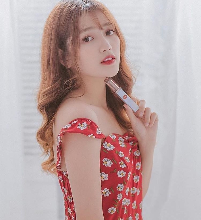 Những cô nàng được mệnh danh là “hot girl thị phi” hiện nay là ai?