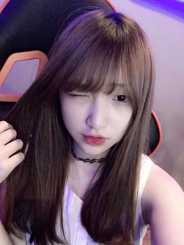 Nhung co nang streamer noi ting khong thua kem cac ngoi sao trong Vbiz