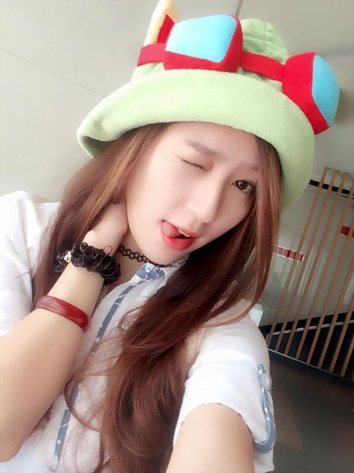 Nhung co nang streamer noi ting khong thua kem cac ngoi sao trong Vbiz