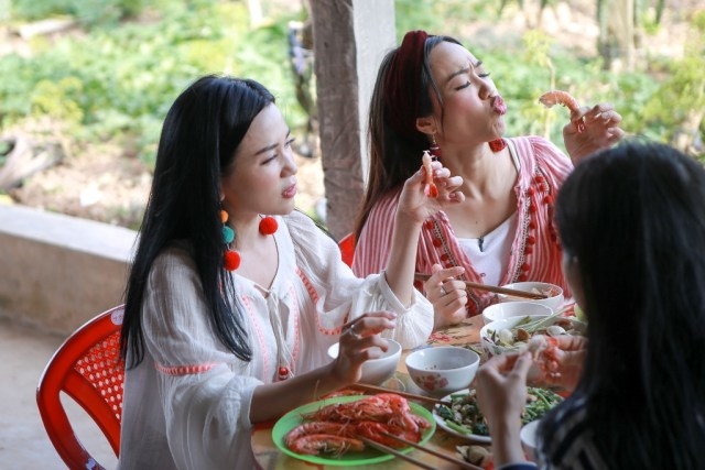Những “đôi bạn cùng lầy” được cư dân mạng Việt yêu thích