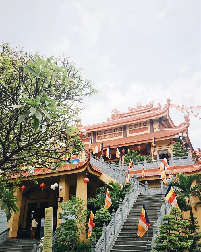 Những ngôi chùa thiêng nhất Sài Gòn mà bạn nên viếng vào mùa Vu lan