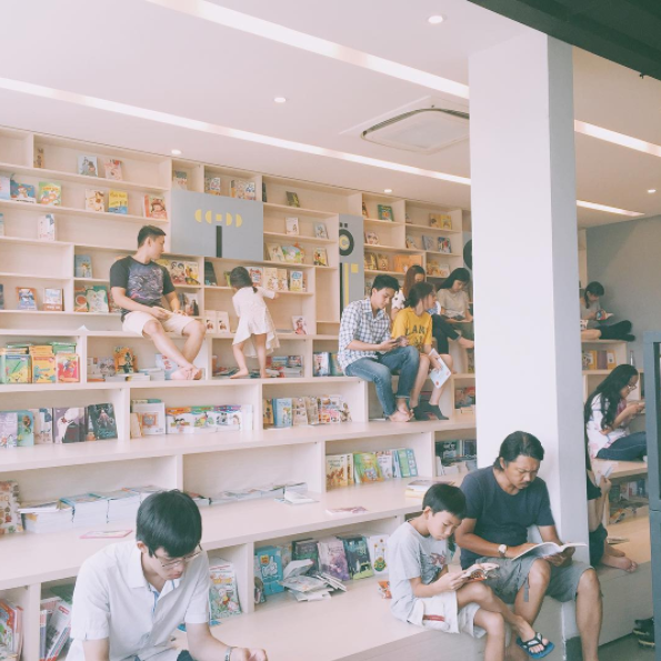 Top 6 nhà sách views đẹp, sống ảo cả ngày không biết chán ở Sài Gòn