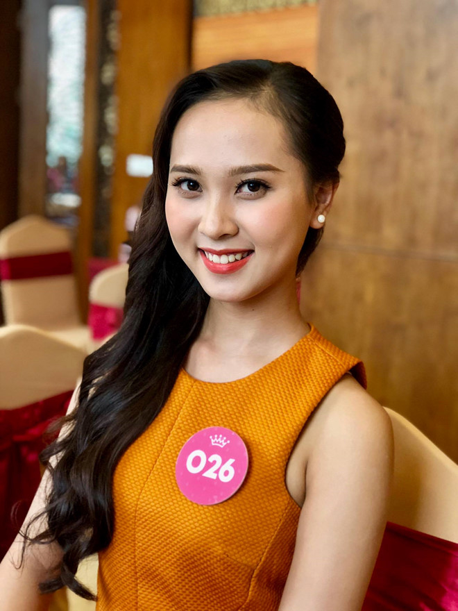 Nhung nu sinh 2000 du thi hoa hau: Qua dep va than thai