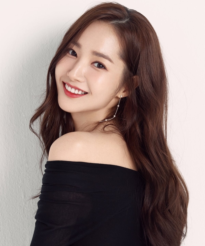 Park Min Young bất ngờ tiết lộ chuyện hẹn hò bí mật