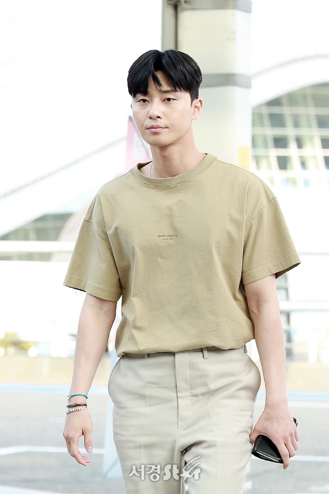 Park Seo Joon và Park Min Young bị mỉa mai vì điều này