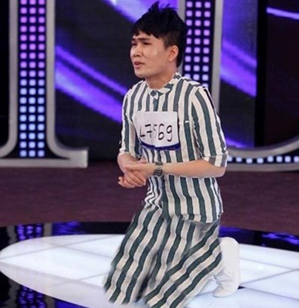 Những thảm họa showbiz Việt một thời giờ ra sao?