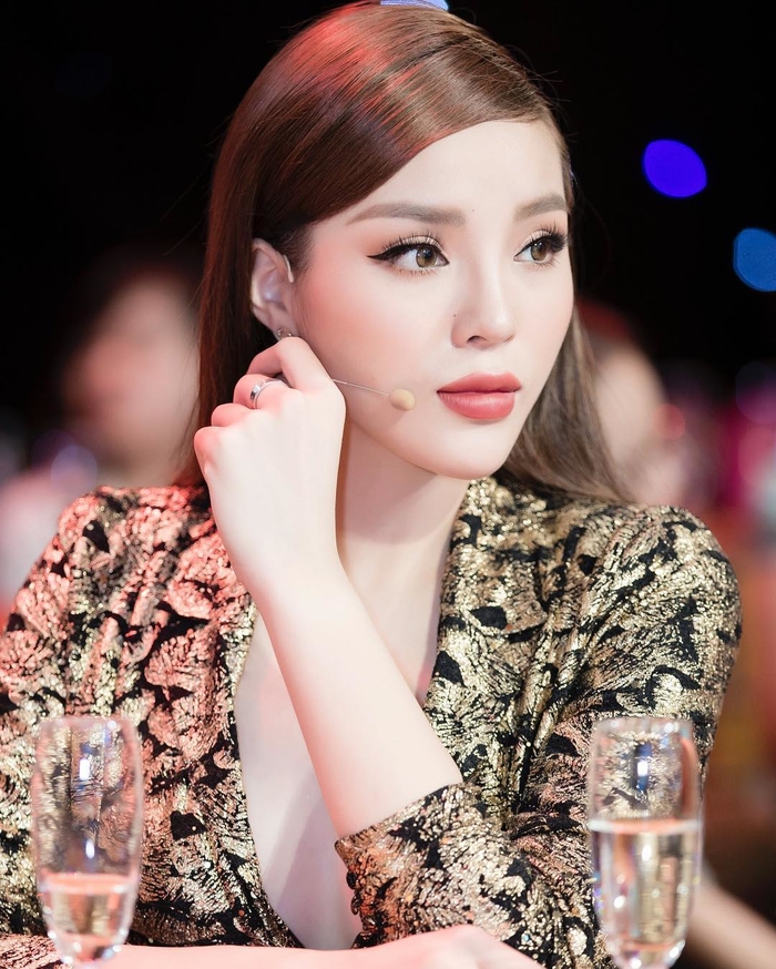 Từng bị chê quê mùa, sao Việt giờ “lột xác” khiến ai cũng ngỡ ngàng
