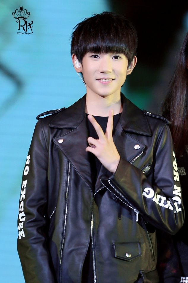 Thái Từ Khôn bất ngờ vượt mặt TFBoys trên bảng xếp hạng Weibo