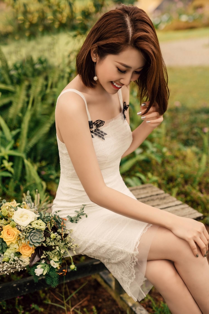 Thúy Ngân chia tay người yêu cũ vì bị mắng là “đồ xướng ca vô loài”