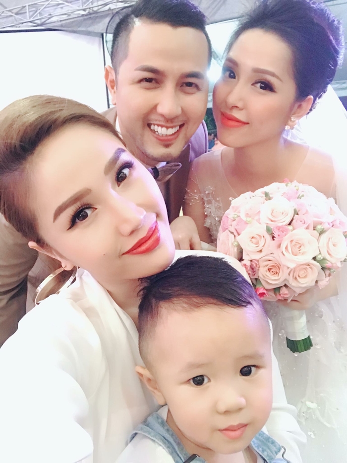 Trang phục sao Việt xấu - đẹp khi dự đám cưới người thân