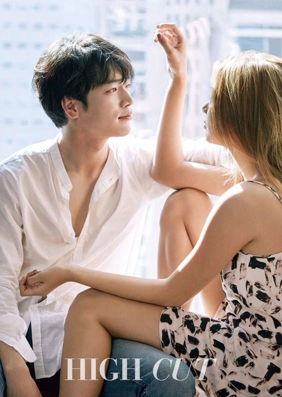 Tử vi ngày 31/8: Cự Giải vận xui liên tiếp