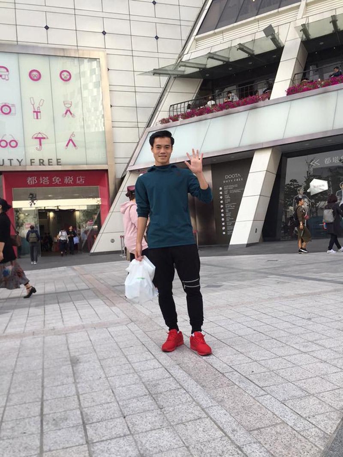 Văn Toàn U23 Việt Nam có sở thích mang giày lòe loẹt nhất đội