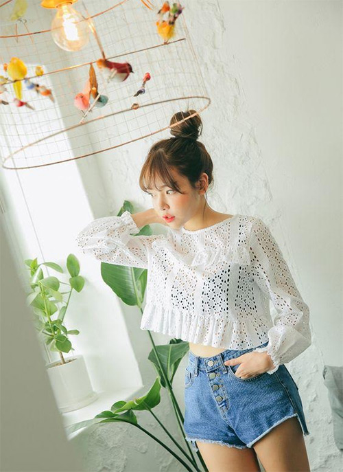 Vòng 1 nhỏ nhưng vẫn tự tin rạng ngời dạo phố nhờ những bí quyết này