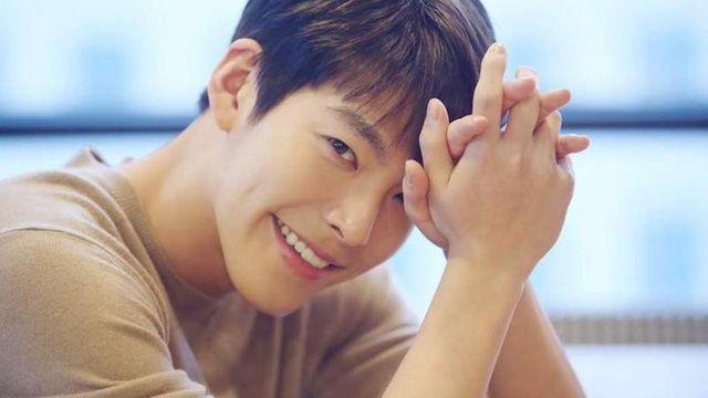 Xót xa hình ảnh Kim Woo Bin gầy gò sau 1 năm chống chọi với bệnh tật