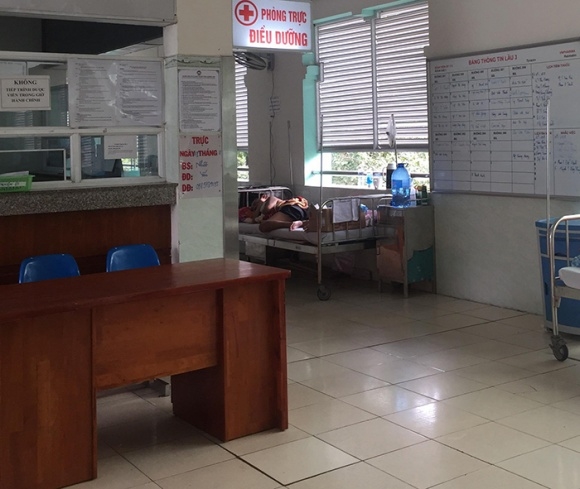 Xót xa hình ảnh Mai Phương đau đớn trên giường bệnh