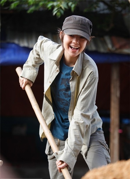Sao Viet co tuoi tho co cuc: Nguoi thanh sao hang A, ke doi van khi lay chong