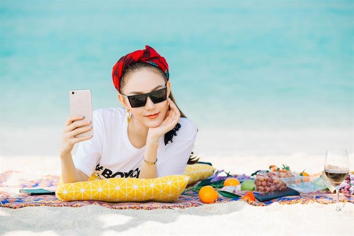 Sao Viet co tuoi tho co cuc: Nguoi thanh sao hang A, ke doi van khi lay chong