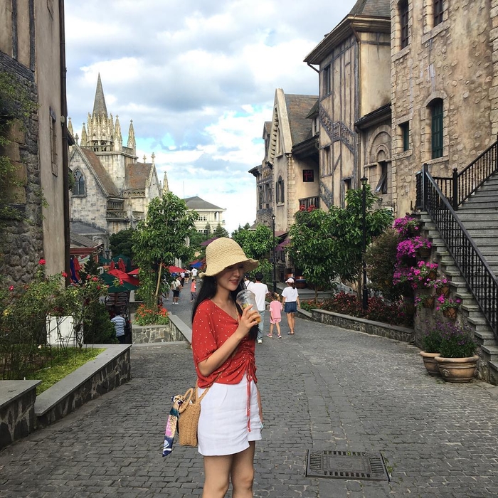 Bốn mùa cứ nhẹ nhàng luân chuyển trong một ngày ở những địa điểm sau