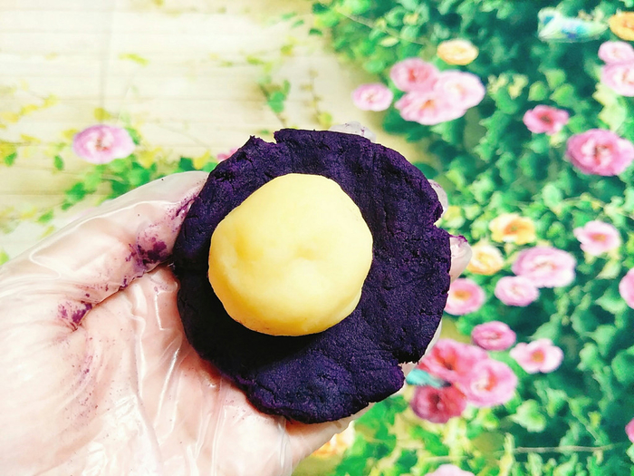 4 công thức làm bánh trung thu thơm ngon đẹp mắt mà không cần tới lò