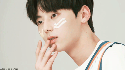5 idol có tên trong danh sách “bạn trai quốc dân”