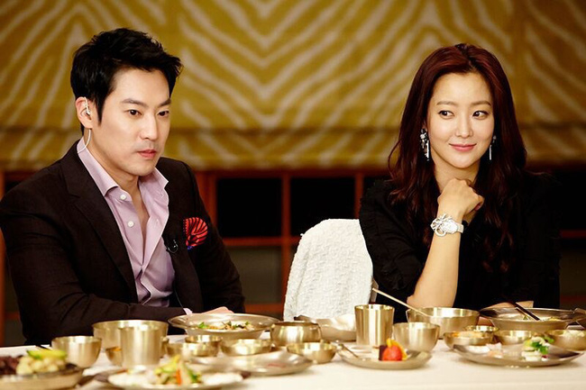 Hội bạn thân 16 năm đáng ngưỡng mộ của Song Hye Kyo