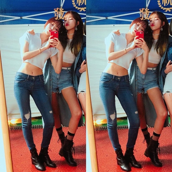 Ảnh hot sao Hàn: Sulli đáng yêu như chú mèo; Lisa khoe eo con kiến
