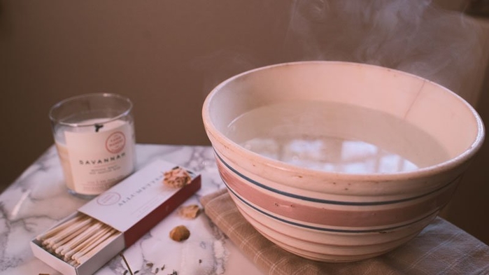 Bạn đã biết hết những loại tinh dầu giúp trị mụn hiệu quả, an toàn?