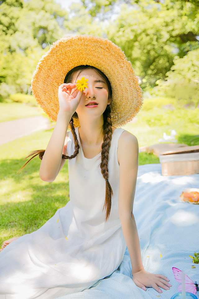 Đi du lịch muốn chụp hình chất thì mang theo những trang phục sau
