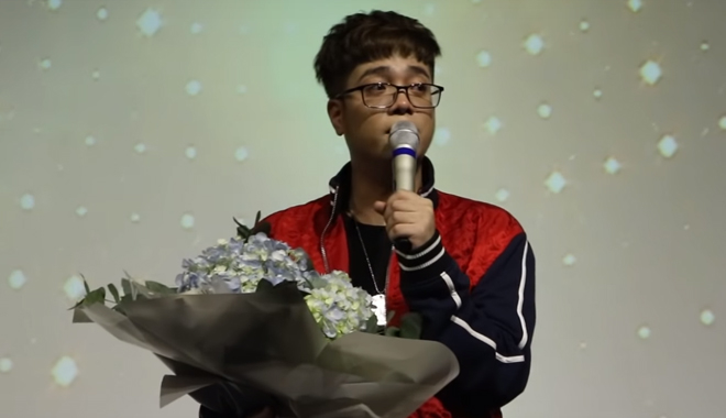 Bùi Anh Tuấn hát live Vì sao thế hay như nuốt đĩa