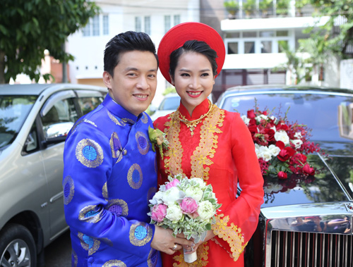 Các fan girl, fan boy thành công kết hôn với thần tượng của mình