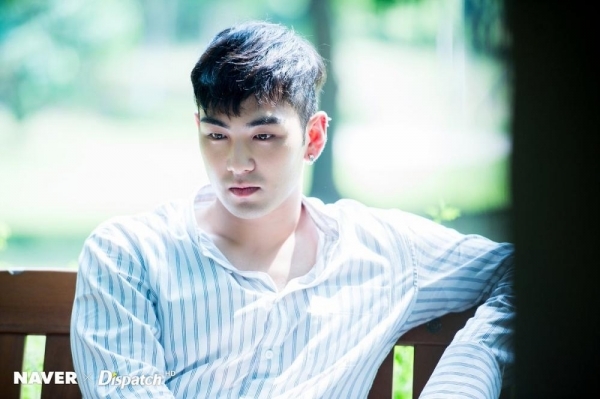 Các idol Kpop lao đao khi bị điều tra tội danh quấy rối tình ái