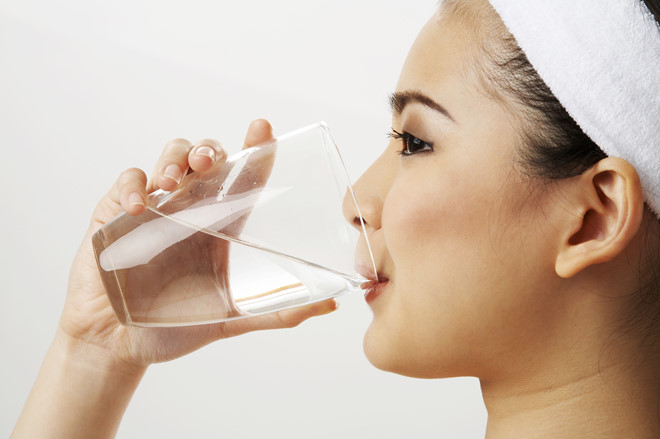 Cách chống lão hóa mắt cho các bạn gái với những thói quen hằng ngày