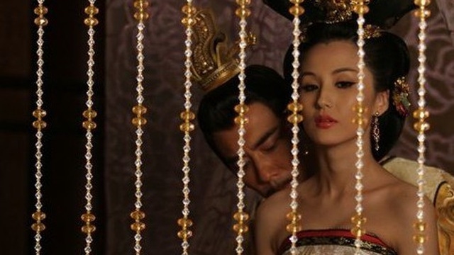 Can Long phong luu la vay nhung van chao thua truoc ca vi vua dong vo nhieu con nay