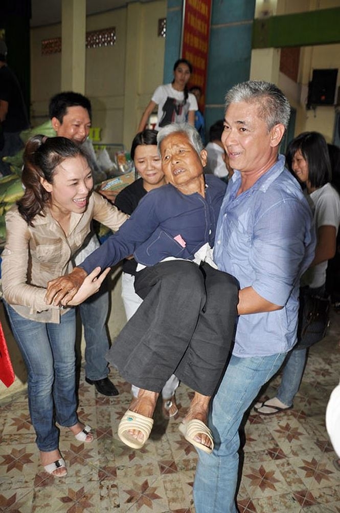 Chuyện ít biết về “Lão Phật gia” Tùng Yuki, người vệ sĩ của cả showbiz