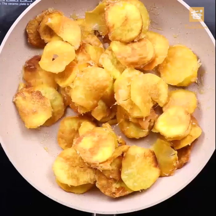 Công thức làm snack khoai lang thơm ngon, giòn rụm